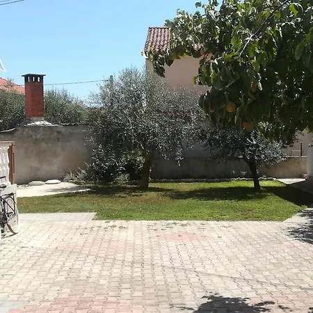 Casa Alba Charming And Spacious * זאדאר